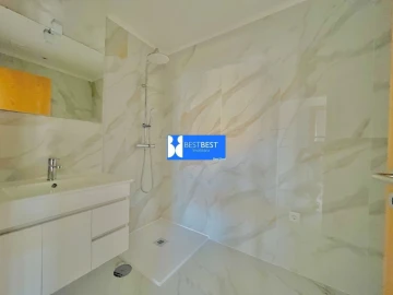 Apartamento T3 para Venda em Arco de Baúlhe e Vila Nune