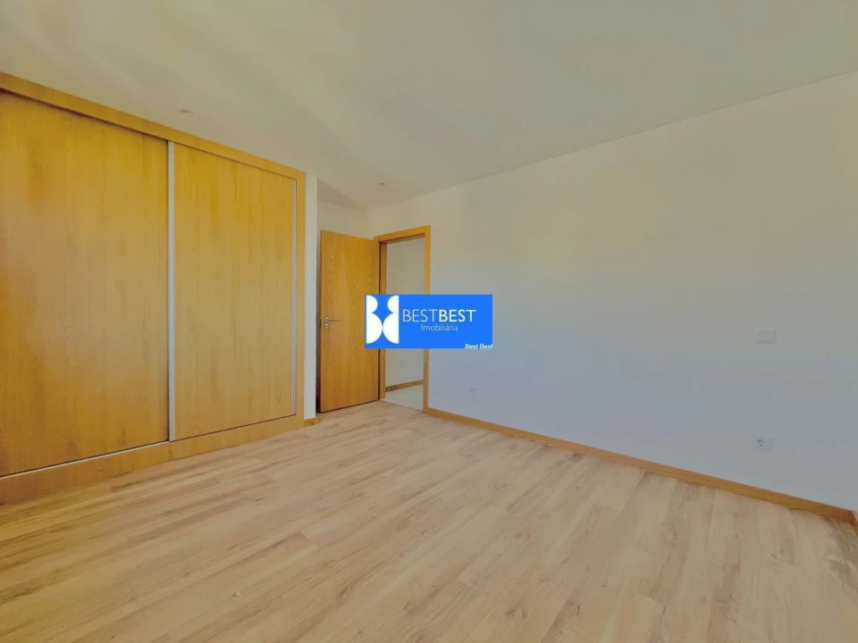 Apartamento T3 para Venda em Arco de Baúlhe e Vila Nune Foto 6