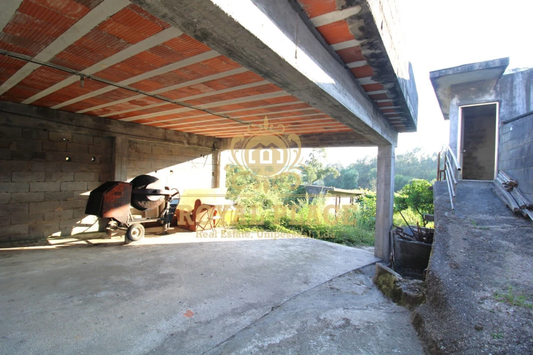 Moradia T3 para Venda em Sanguedo Foto 11