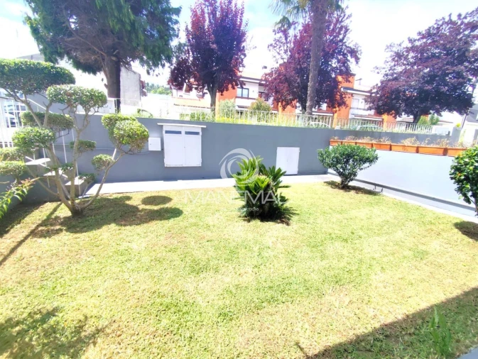 Apartamento T3 para Venda em Oliveira do Douro Foto 41