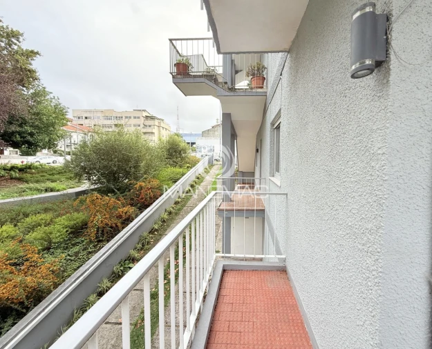 Apartamento T3 para Venda em Oliveira do Douro Foto 35