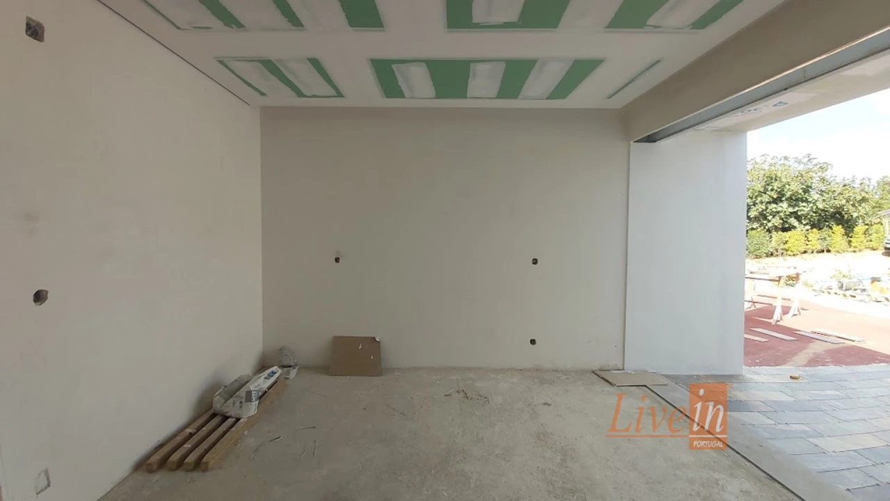 Moradia T4 para Venda em Azueira e Sobral da Abelheira Foto 20