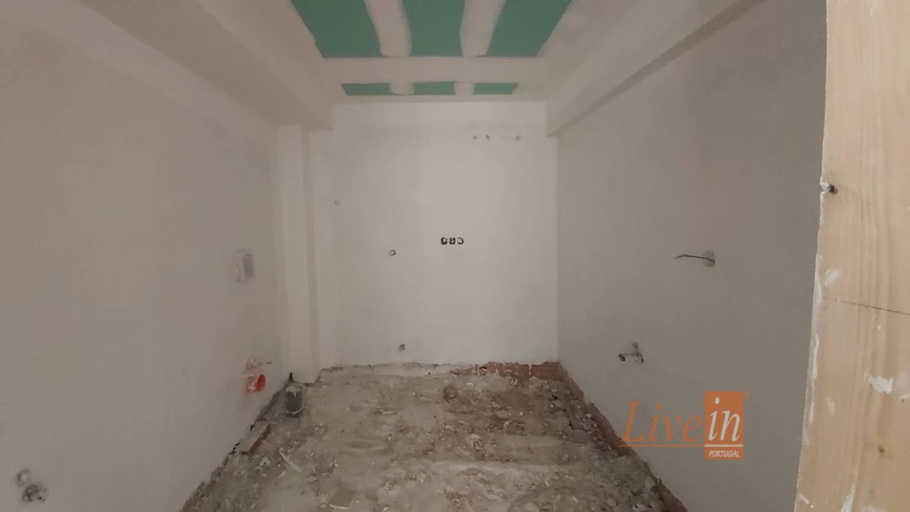 Moradia T4 para Venda em Azueira e Sobral da Abelheira Foto 35