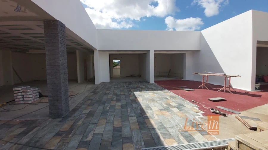 Moradia T4 para Venda em Azueira e Sobral da Abelheira Foto 6