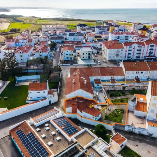 Loja para Venda em Atouguia da Baleia Foto 1