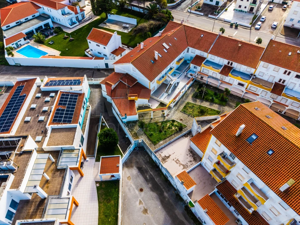 Loja para Venda em Atouguia da Baleia Foto 6