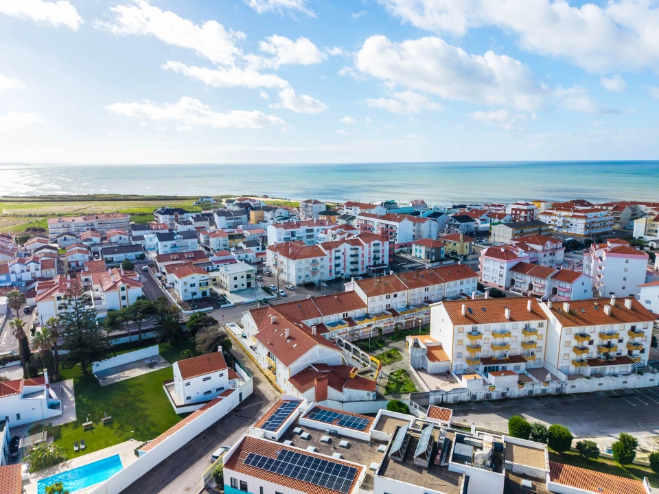 Loja para Venda em Atouguia da Baleia Foto 7
