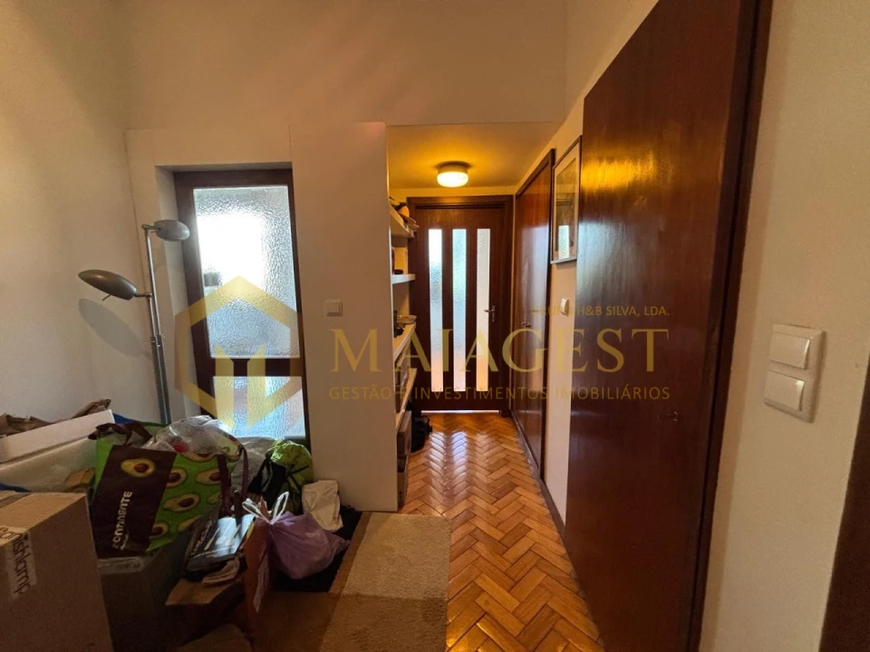 Apartamento T1 para Arrendamento em Paranhos Foto 2