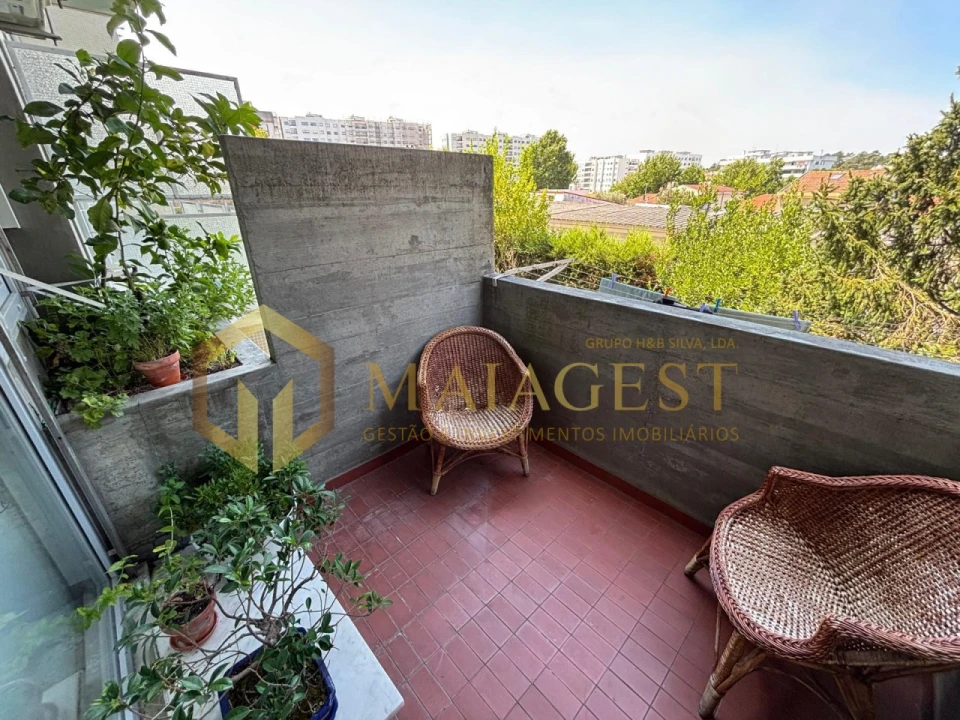Apartamento T1 para Arrendamento em Paranhos Foto 19