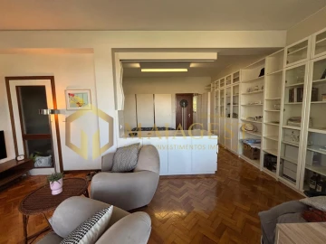 Apartamento T1 para Arrendamento em Paranhos