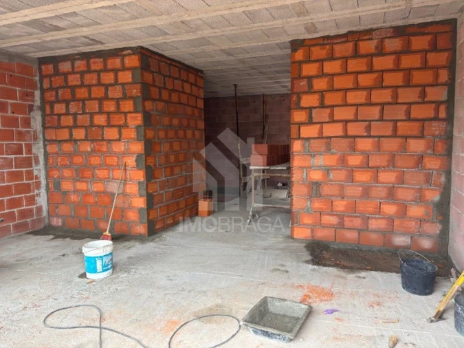 Moradia T3 para Venda em Lamas Foto 12