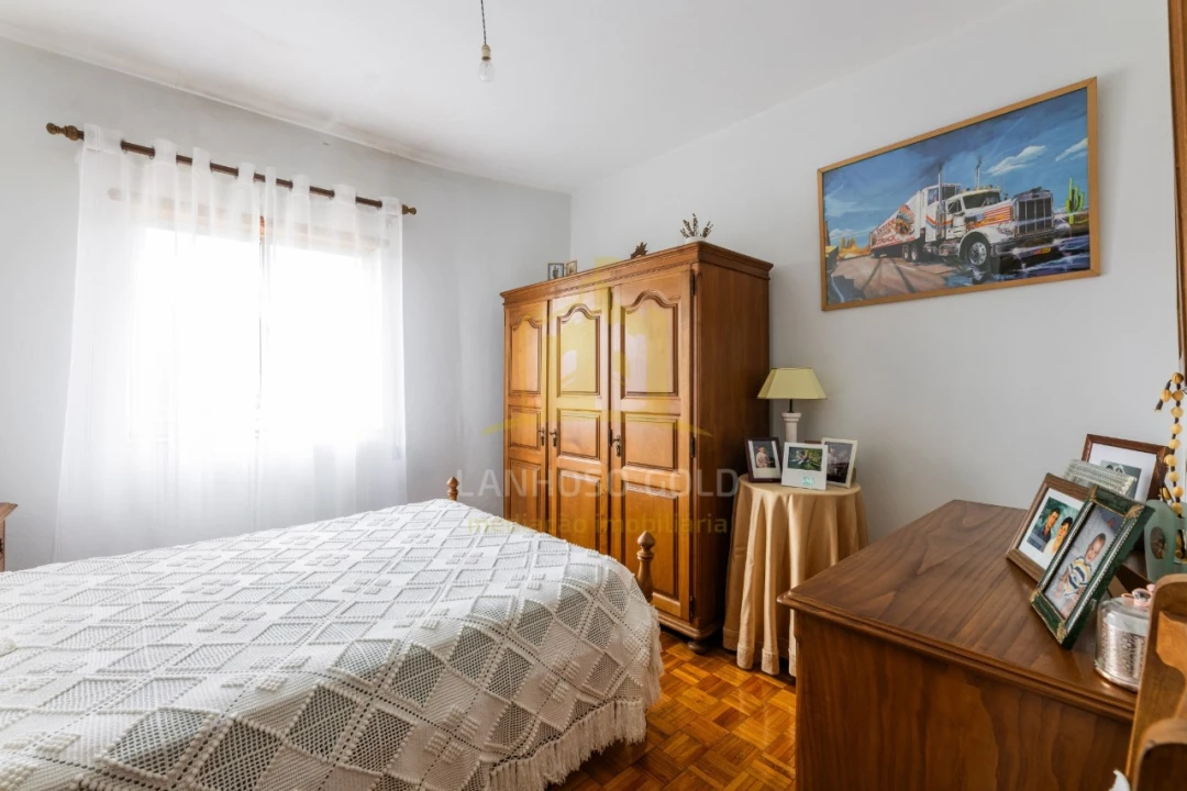 Moradia T6 para Venda em Lanhoso Foto 12