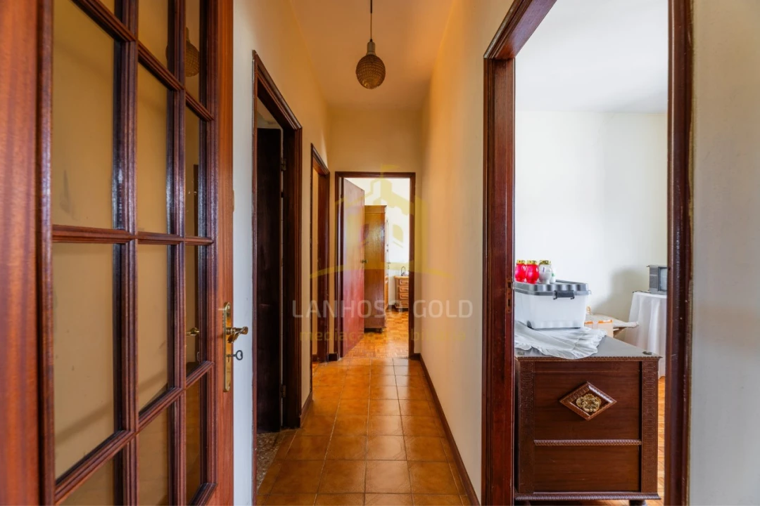 Moradia T6 para Venda em Lanhoso Foto 18