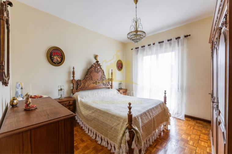 Moradia T6 para Venda em Lanhoso Foto 9