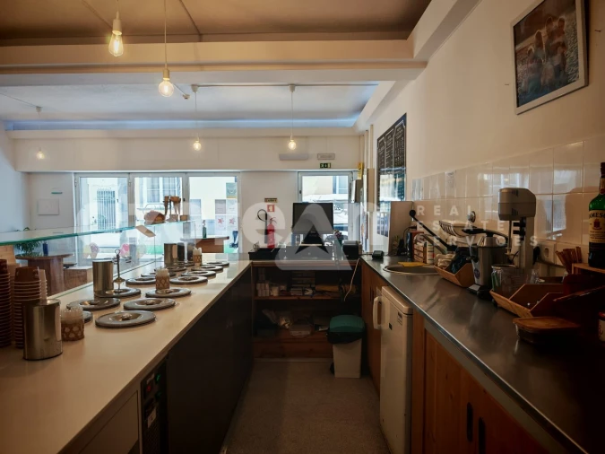 Negócio para Venda em Ponta Delgada (São Sebastião) Foto 5