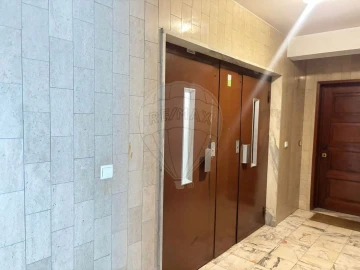 Apartamento T4 para Venda em Canidelo