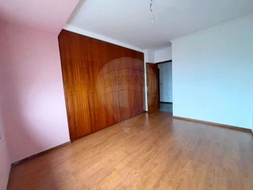 Apartamento T4 para Venda em Canidelo