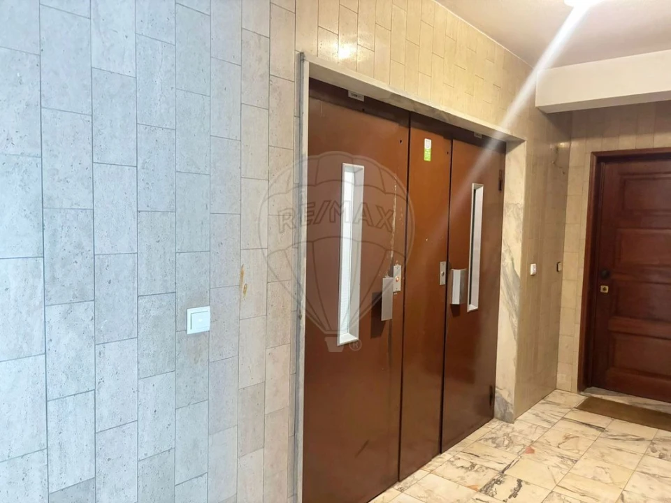 Apartamento T4 para Venda em Canidelo Foto 28