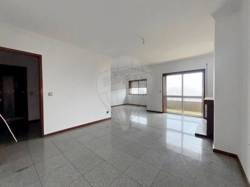 Apartamento T4 para Venda em Canidelo Foto 24