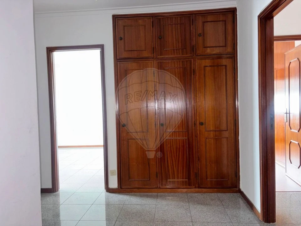 Apartamento T4 para Venda em Canidelo Foto 2