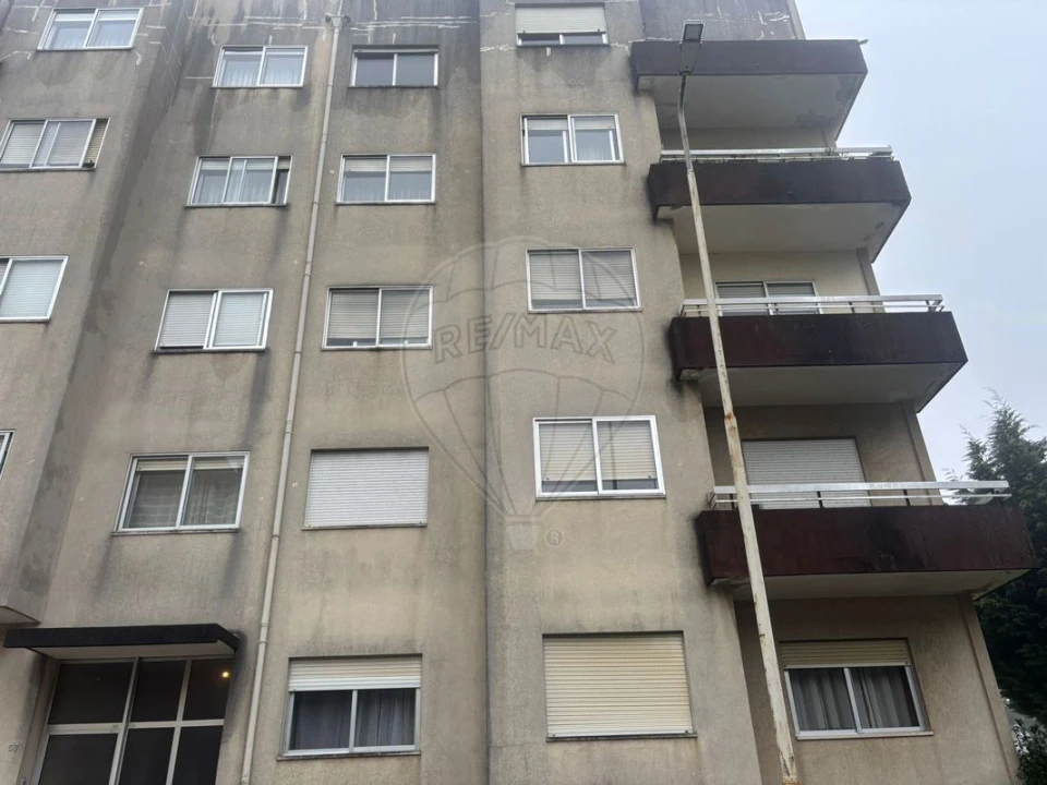 Apartamento T4 para Venda em Canidelo Foto 3