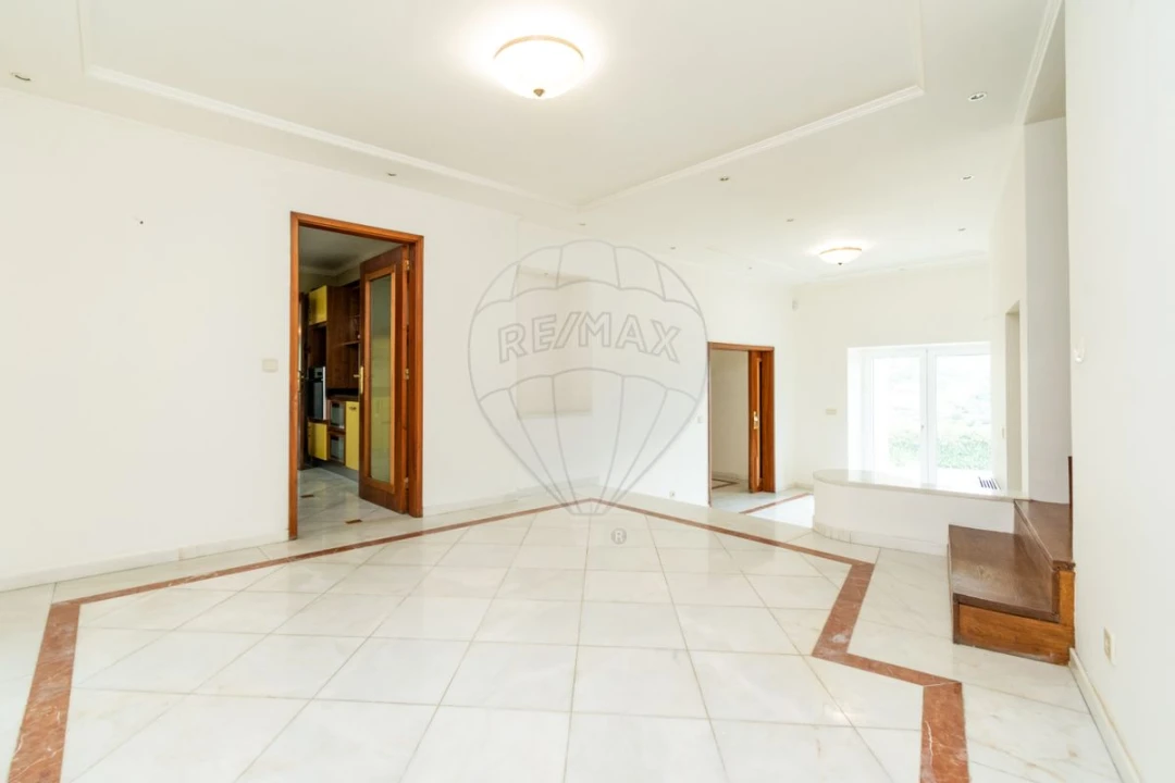 Moradia T5 para Venda em Lamego (Almacave e Sé) Foto 5