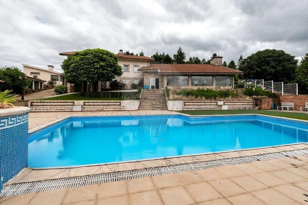 Moradia T5 para Venda em Lamego (Almacave e Sé) Foto 40