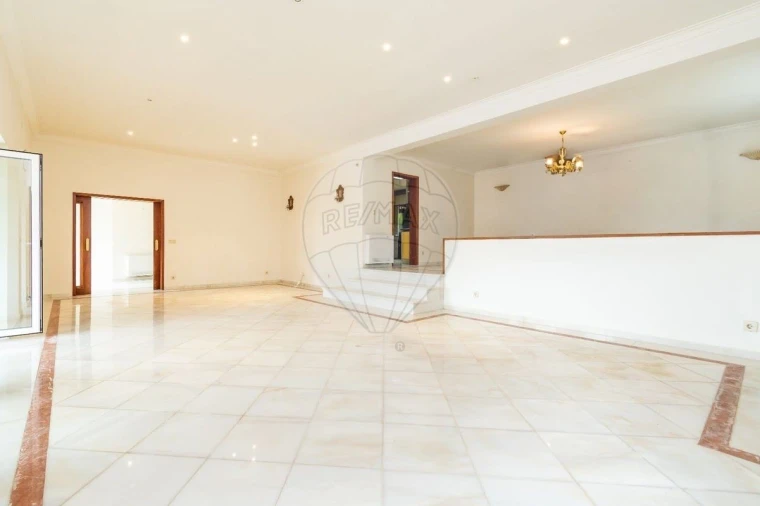 Moradia T5 para Venda em Lamego (Almacave e Sé) Foto 10