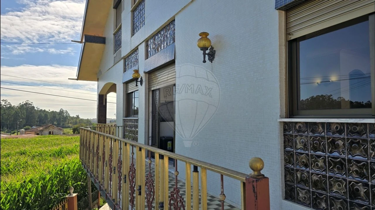 Moradia T4 para Venda em Loureiro Foto 20