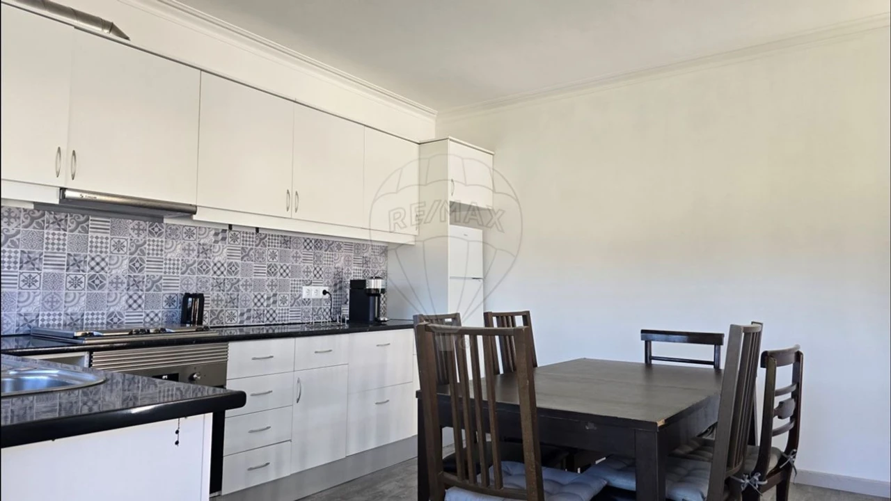 Moradia T4 para Venda em Loureiro Foto 23