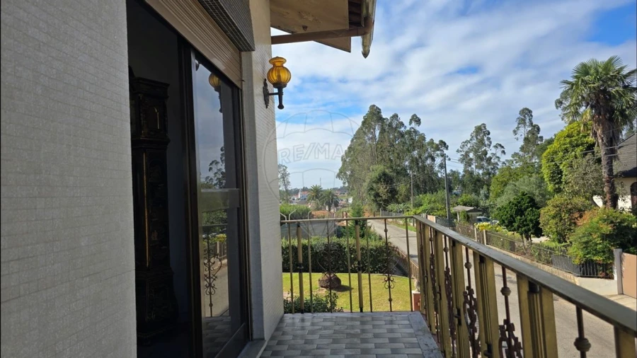 Moradia T4 para Venda em Loureiro Foto 24