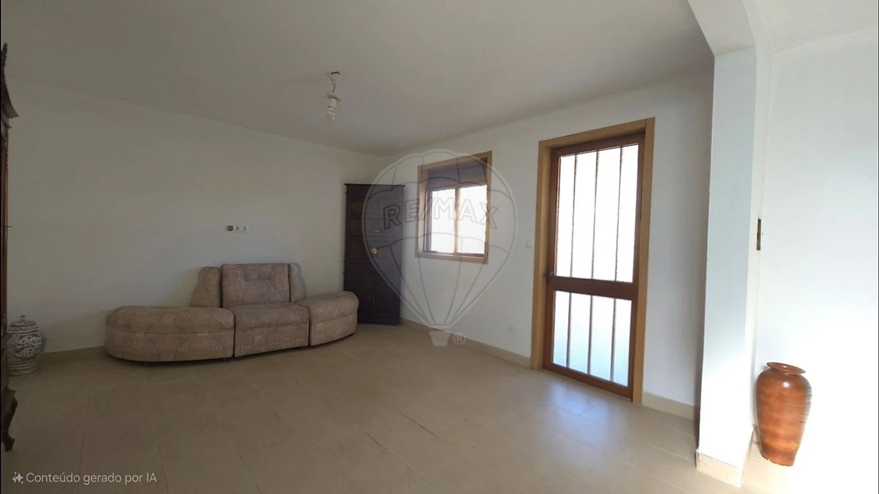 Moradia T4 para Venda em Loureiro Foto 39