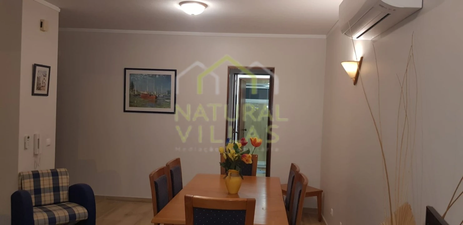 Apartamento T1 para Arrendamento férias em Quarteira Foto 4
