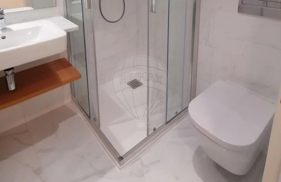 Apartamento T2 para Arrendamento em Lumiar Foto 19