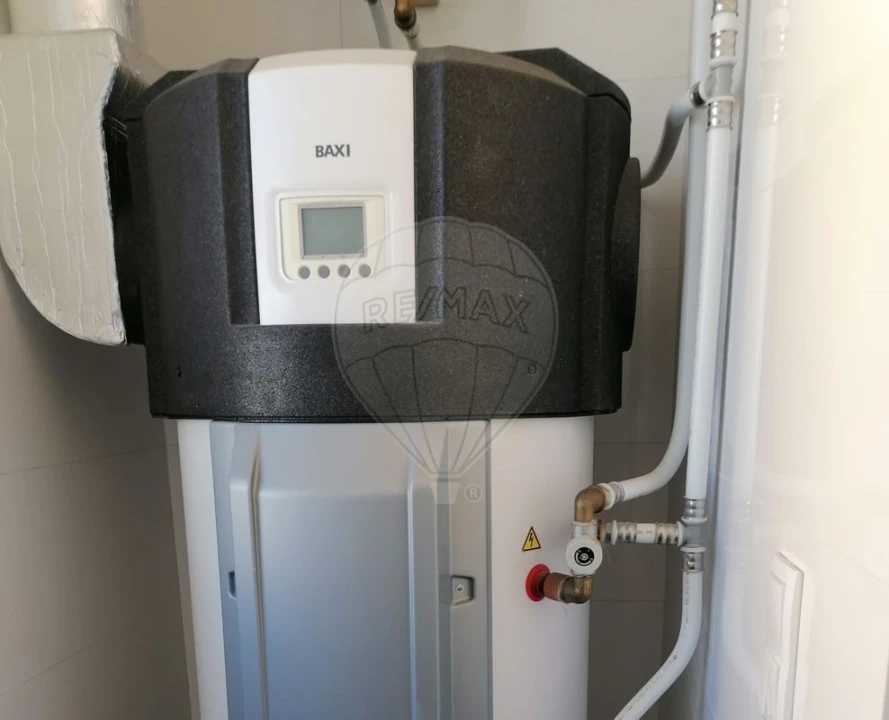 Apartamento T2 para Arrendamento em Lumiar Foto 13