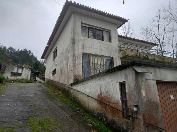 Moradia T5 para Venda em Tamengos, Aguim e Óis do Bairro Foto 3