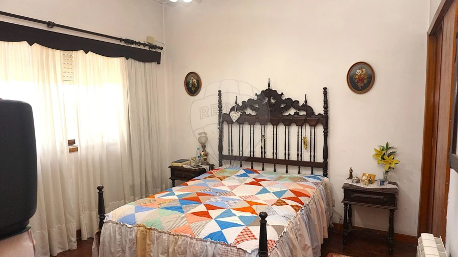 Moradia T5 para Venda em Tamengos, Aguim e Óis do Bairro Foto 17