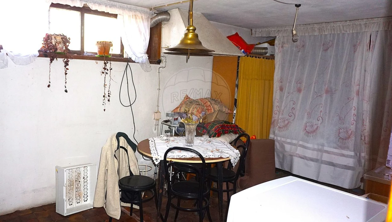 Moradia T5 para Venda em Tamengos, Aguim e Óis do Bairro Foto 25