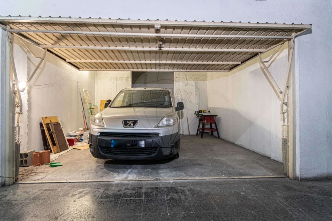 Apartamento T3 para Venda em Almada, Cova da Piedade, Pragal e Cacilhas Foto 25