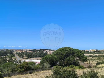 Terreno para Venda em Almargem do Bispo, Pêro Pinheiro e Montelavar