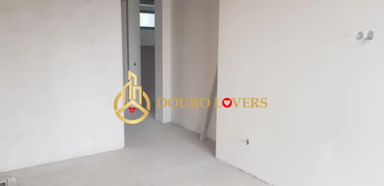 Moradia T4 para Venda em Madalena