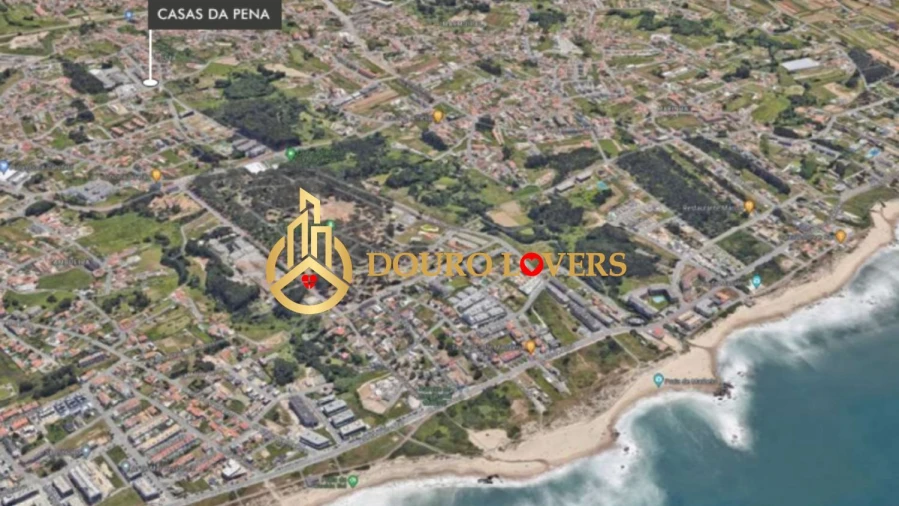 Moradia T4 para Venda em Madalena Foto 12