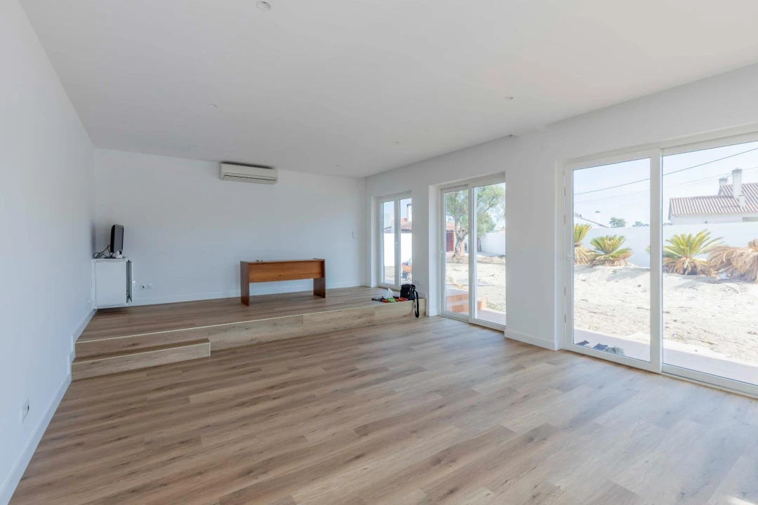 Moradia T4 para Venda em Salvaterra de Magos e Foros de Salvaterra Foto 8