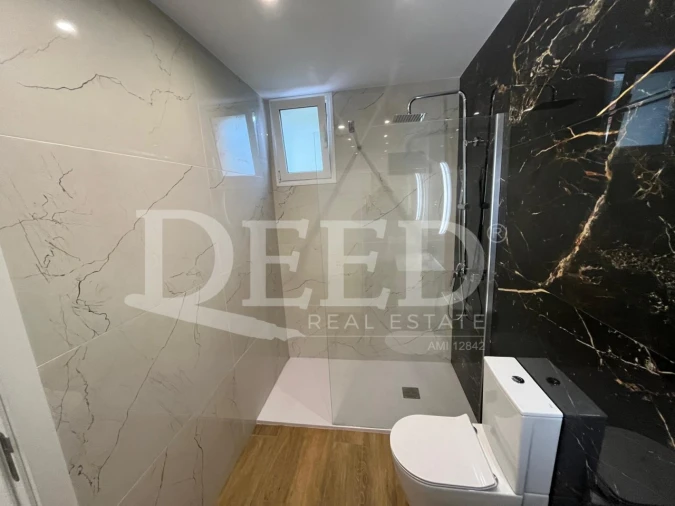 Moradia T4 para Venda em Machico Foto 13