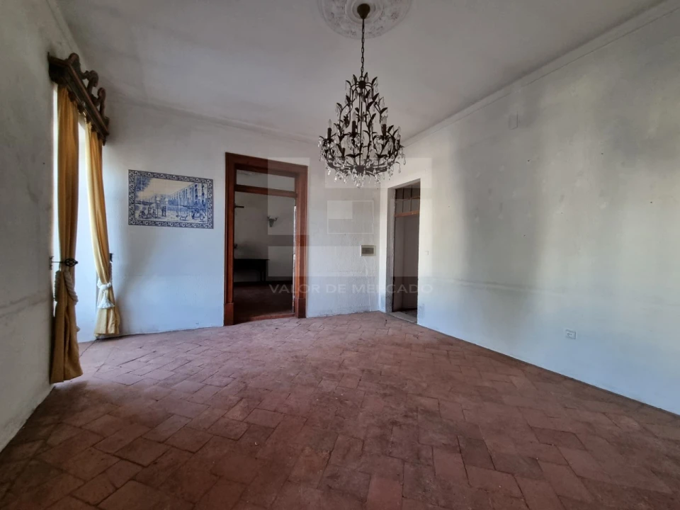 Apartamento T4 para Venda em Borba (Matriz) Foto 11