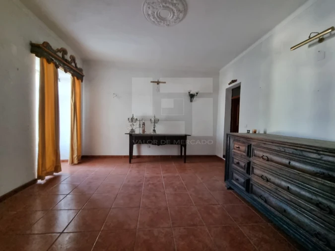 Apartamento T4 para Venda em Borba (Matriz) Foto 9