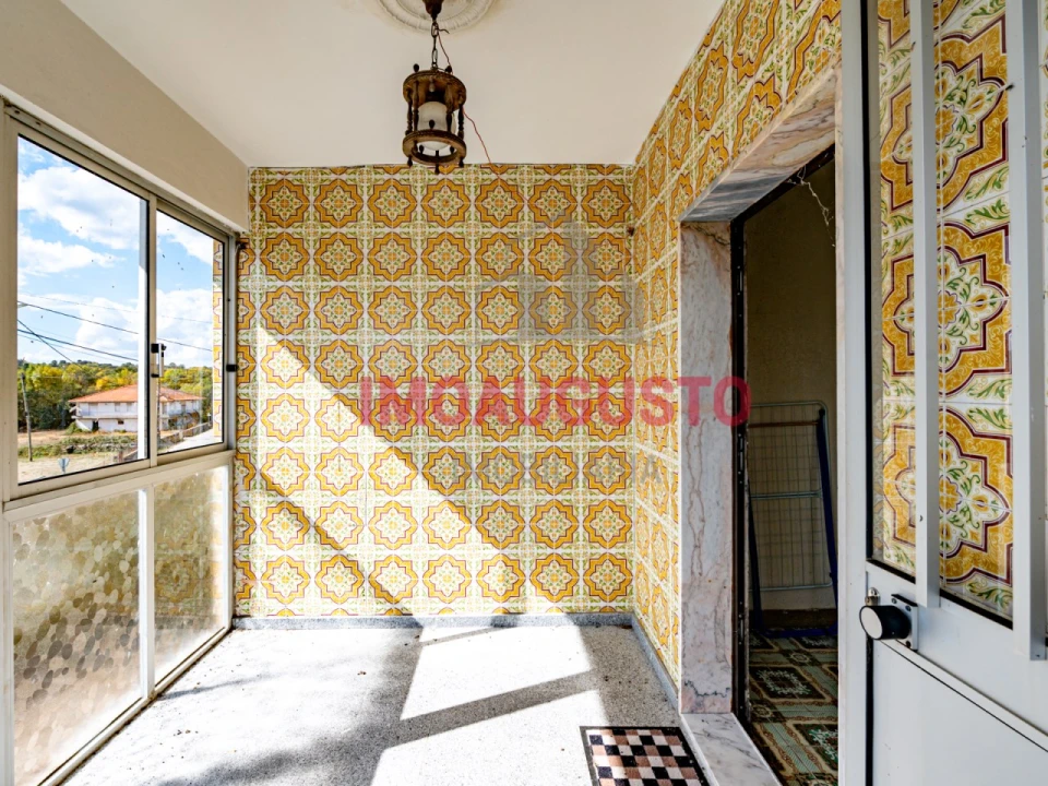 Moradia T4 para Venda em Lajeosa e Forcalhos Foto 16