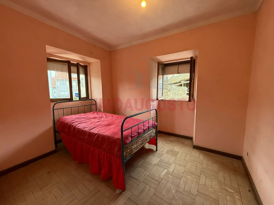 Moradia T3 para Venda em Amoreira, Parada e Cabreira Foto 5