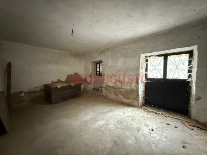 Moradia T3 para Venda em Amoreira, Parada e Cabreira Foto 9