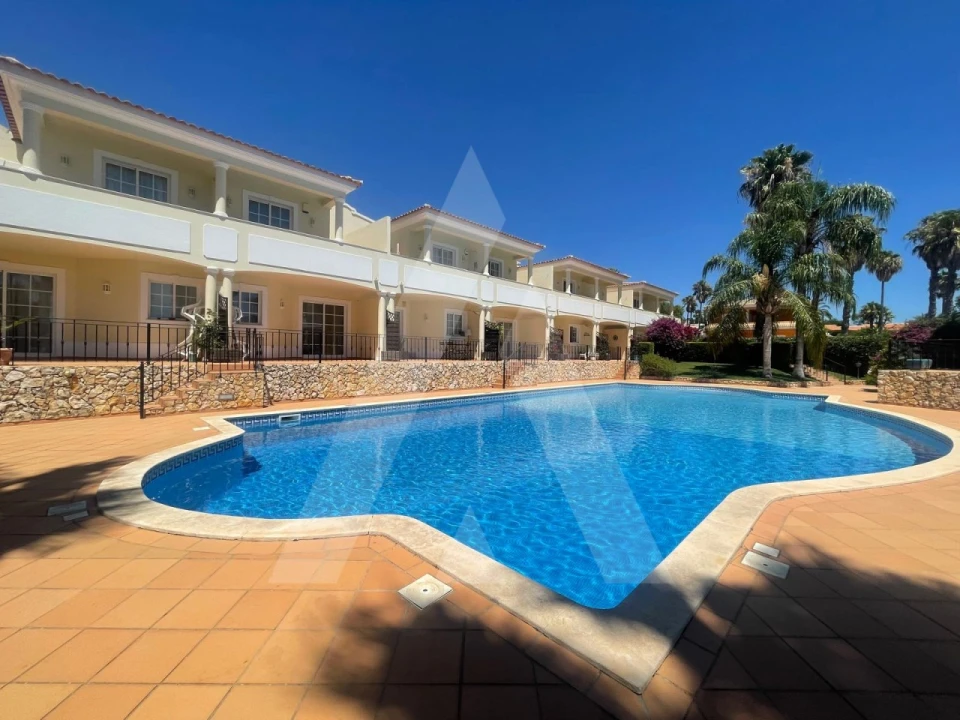 Apartamento T2 para Arrendamento em Almancil Foto 25